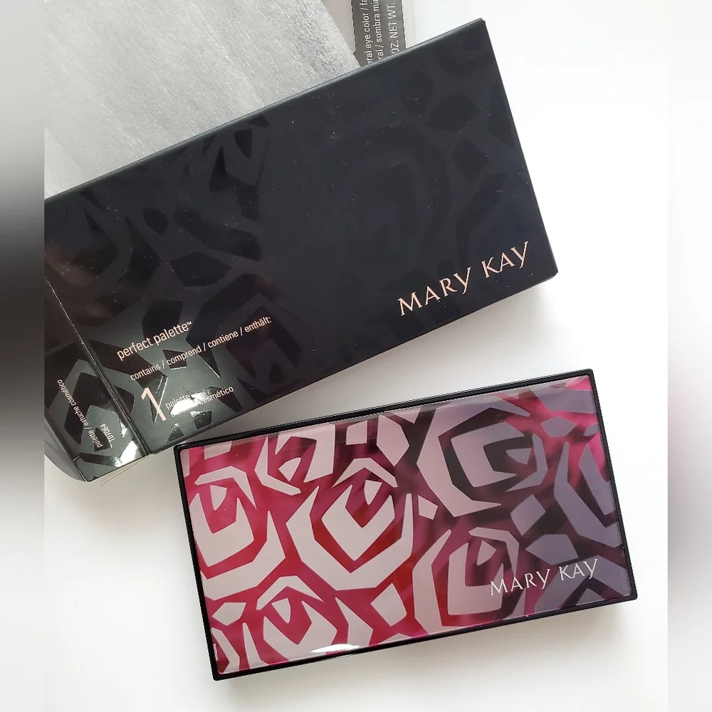 Mary Kay pink & black Perfect Palette makeup compact refillable